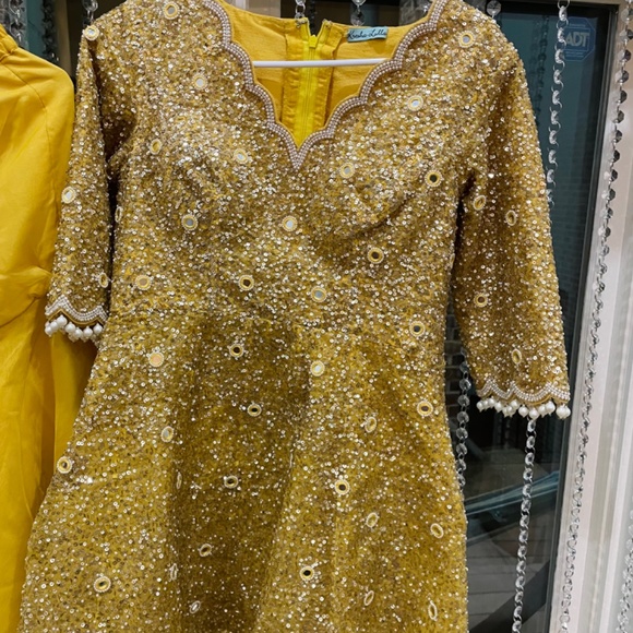 Yellow Gharara - Picture 2 of 3